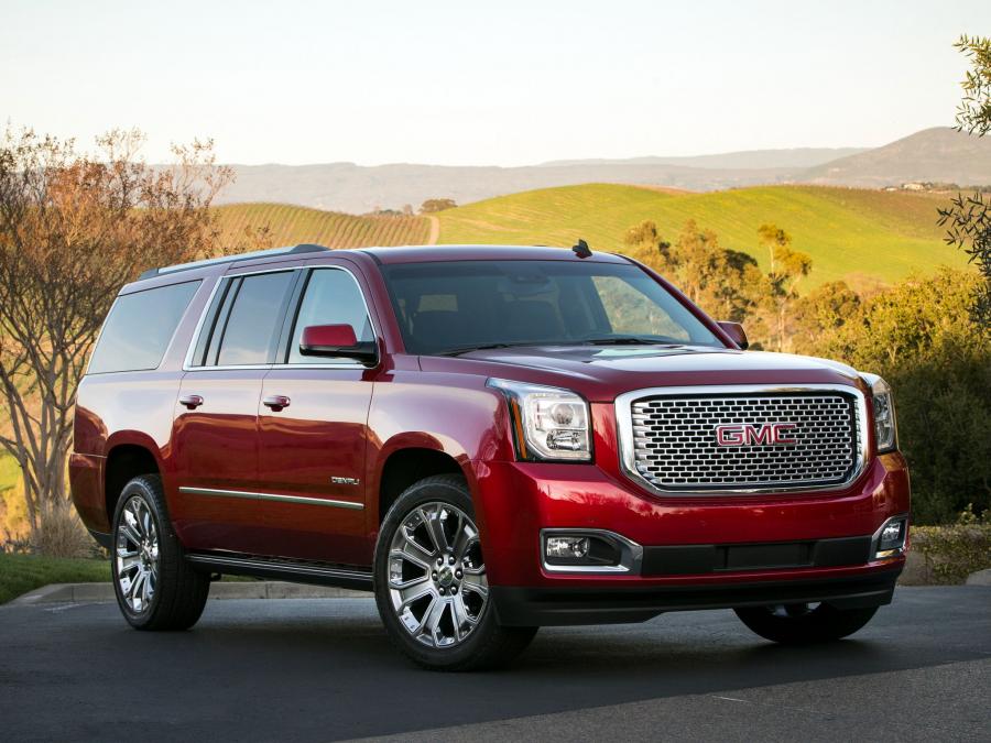  GMC Yukon XL Denali 2015 года  (фото 1 из 20)
